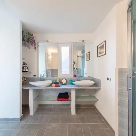 Villino Elena Apartment Argegno